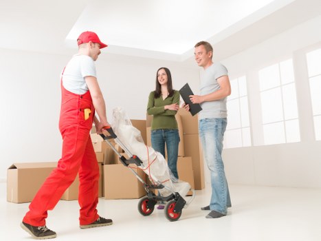 Unpacking service helping a new home in St Johns Wood feel settled quickly